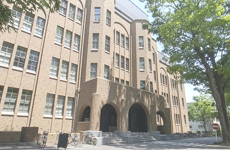 東京大学法学部