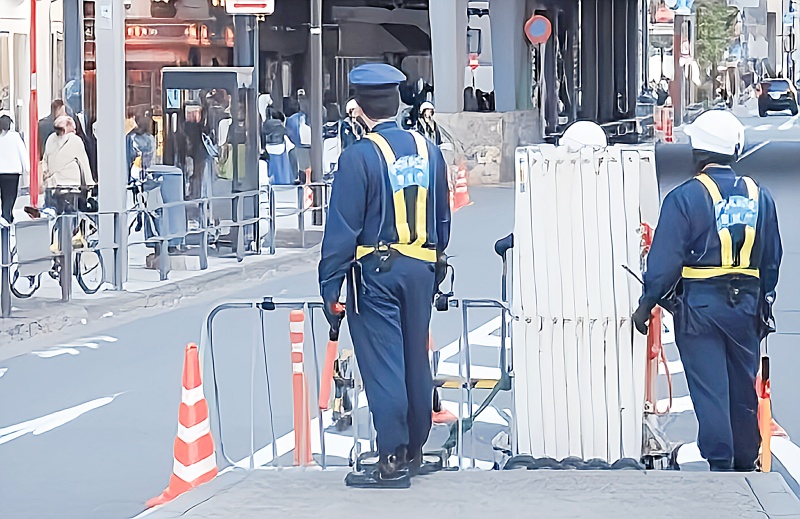 警察官