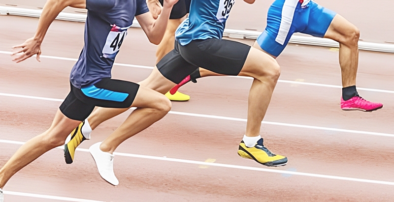 短距離走レースの様子