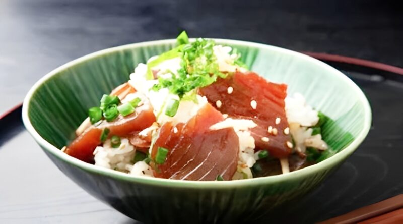 かつお漬け丼