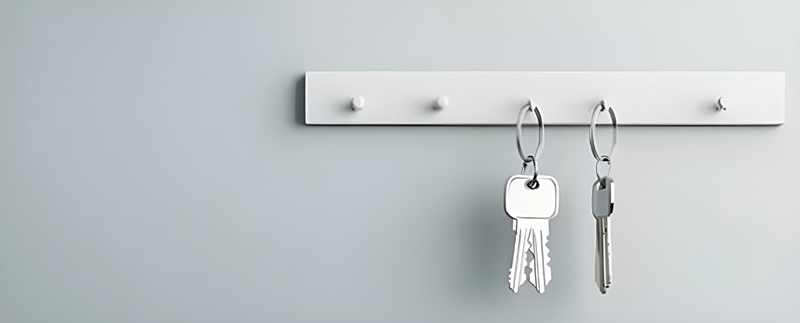 フックにカギをかける