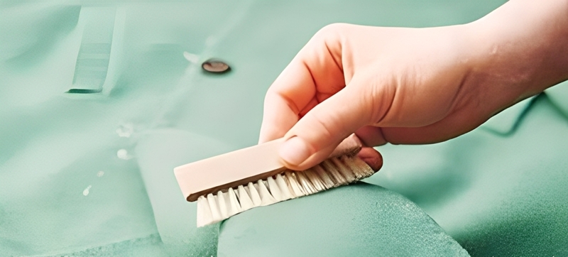 毛玉取りブラシ