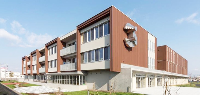 出身小学校の滝川市立第三小学校の校舎