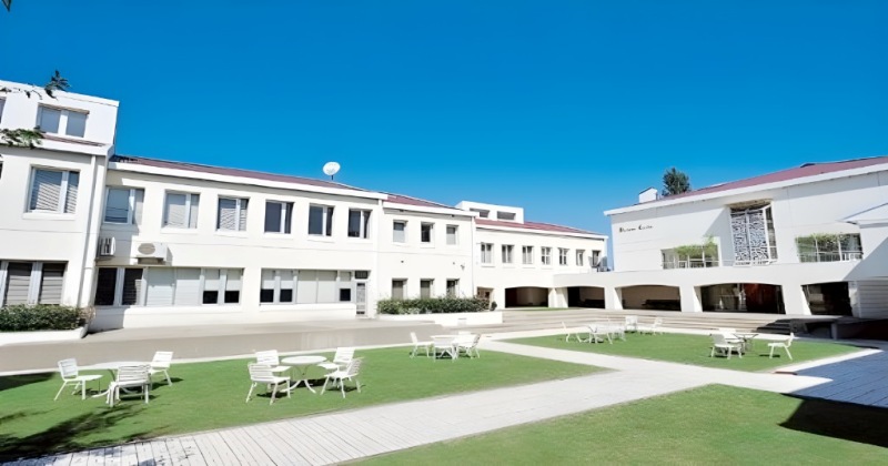 出身校の清泉女学院の校舎